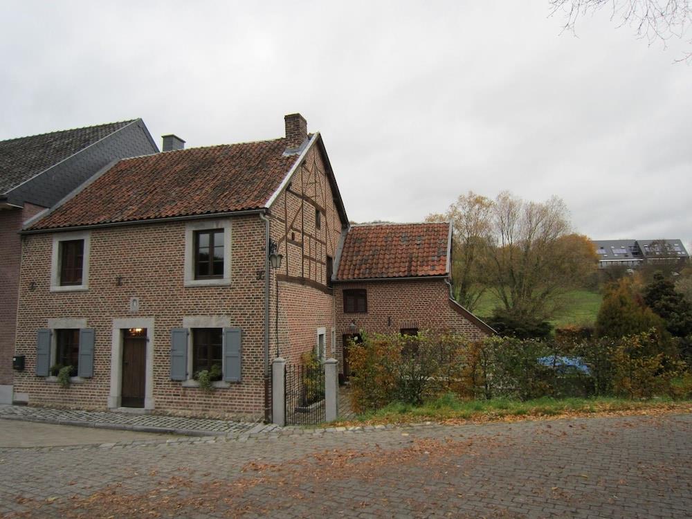 A Pleasant Village Cottage