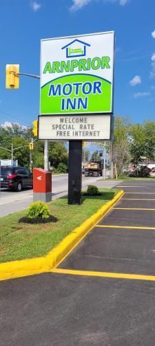 Arnprior Motor Inn