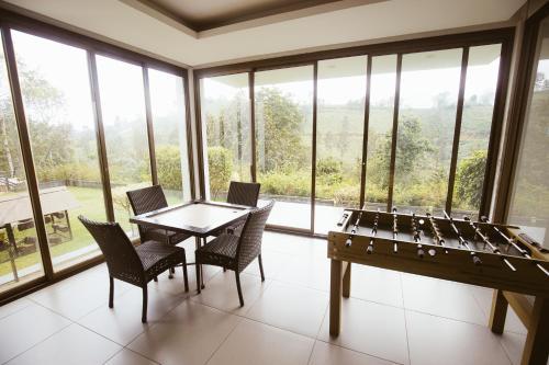 Chateau Woods Boutique Estates