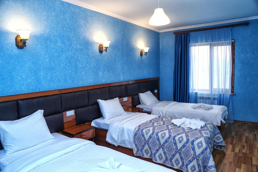 Zorac Akhbyur Hotel