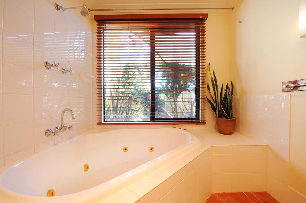 Spencer Suites Albany