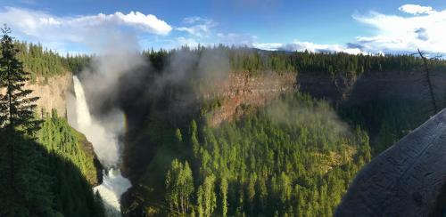 Across The Creek Cabins