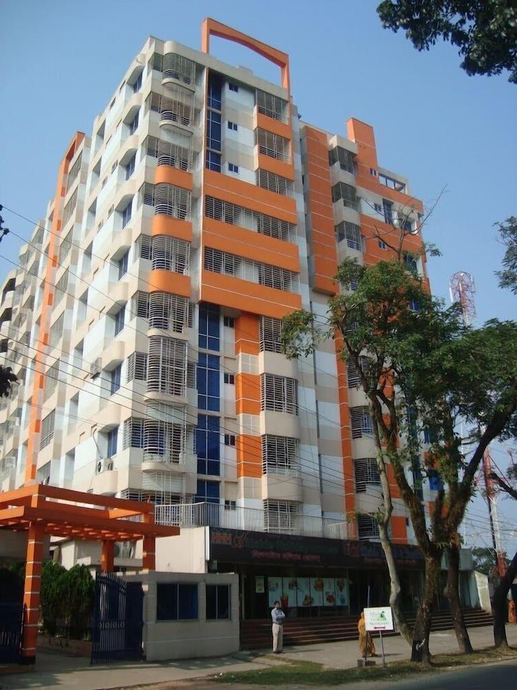 Hillside Holiday Home