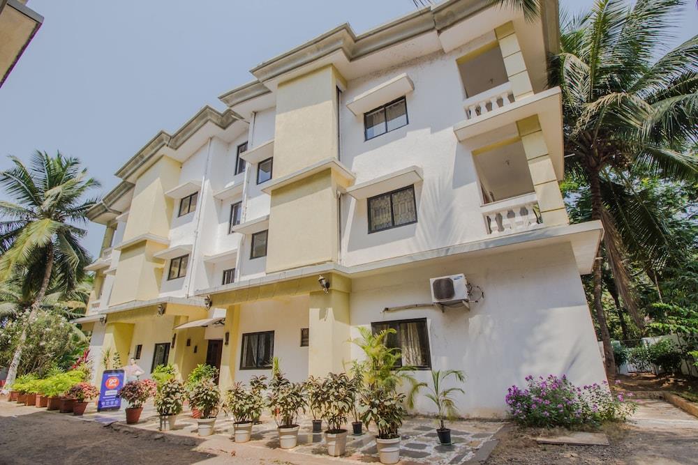 Oyo 24375 Home Cosy 2Bhk Varca