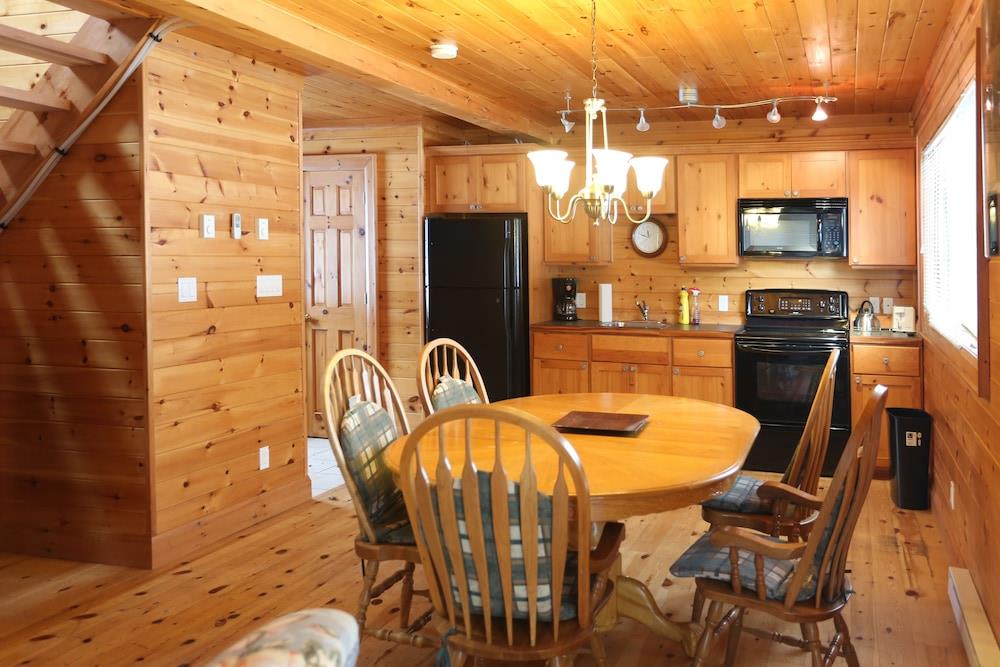 Lakefront Cottage Amazing View