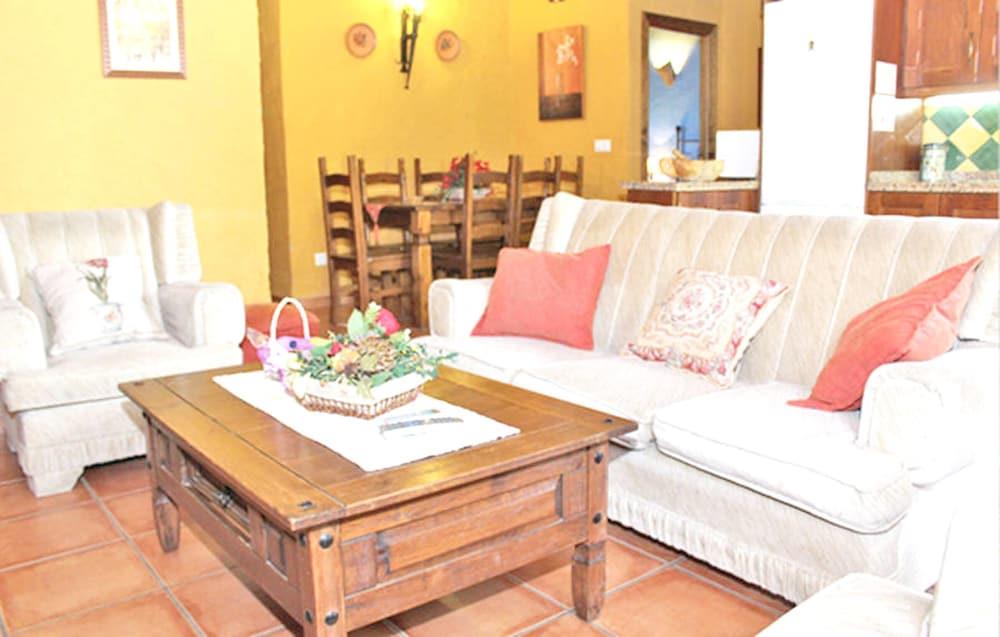 House With In Hornachuelos With Wonderful Mountain View P