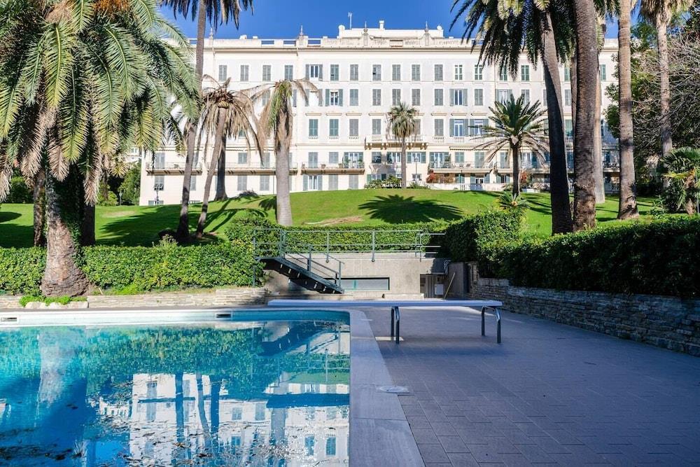 Altido Lovely Apt W/ Communal Pool In Nervi