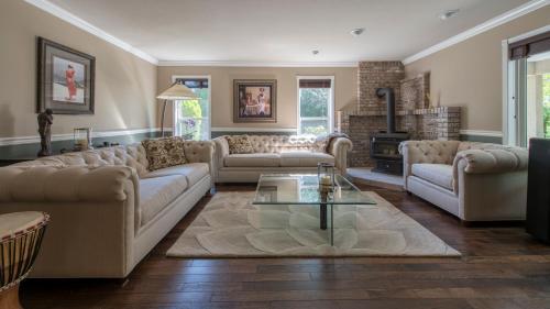 E'laysa Guesthouse And Vineyard Retreat