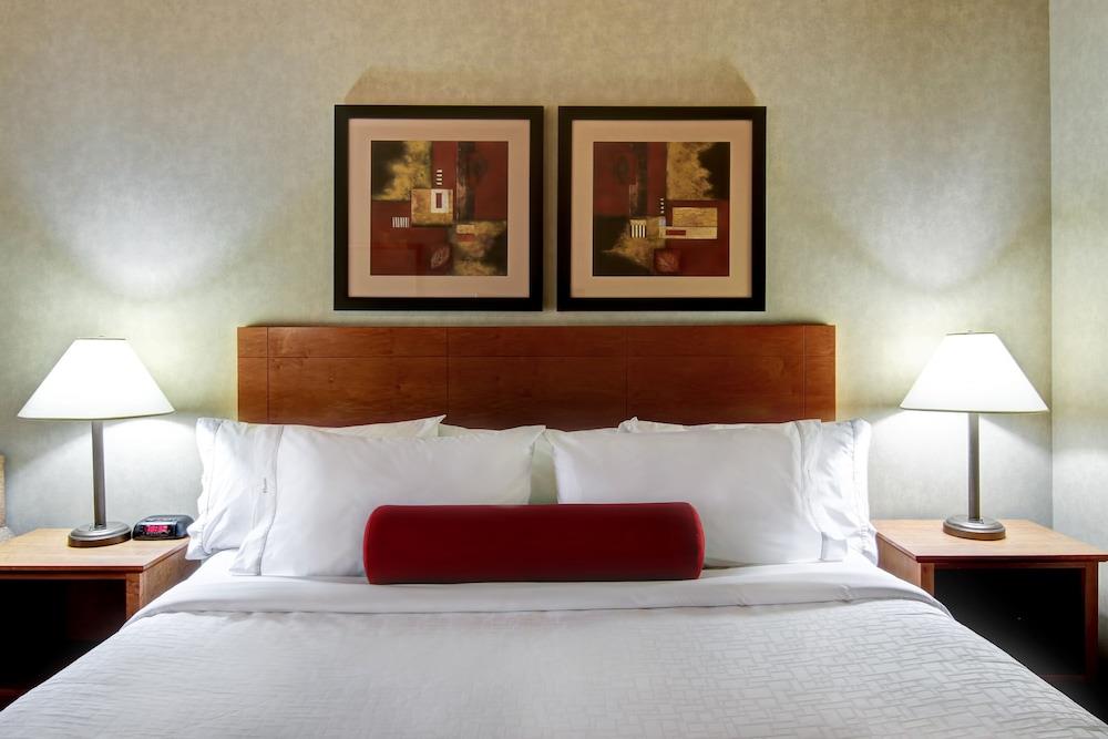 Rimbey Ridge Hotel & Suites