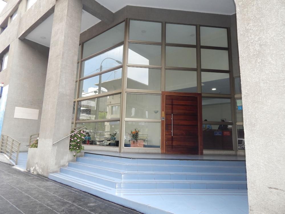 708 Apartamento Tr Centro Vina