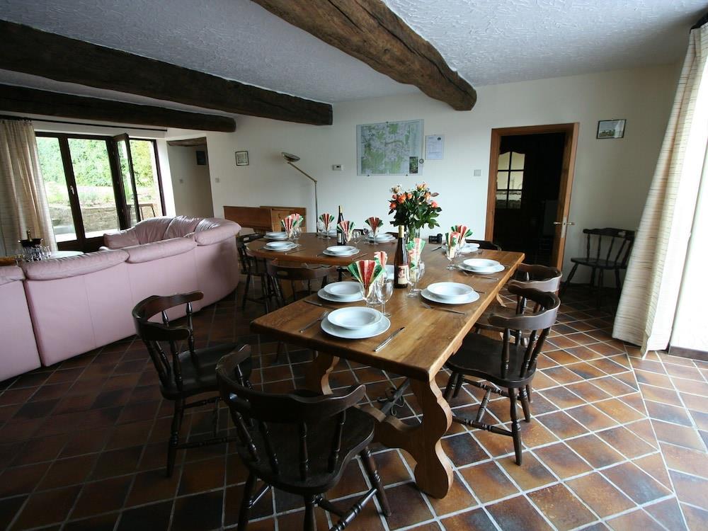 Charming Country Cottage In Winenne With Garden