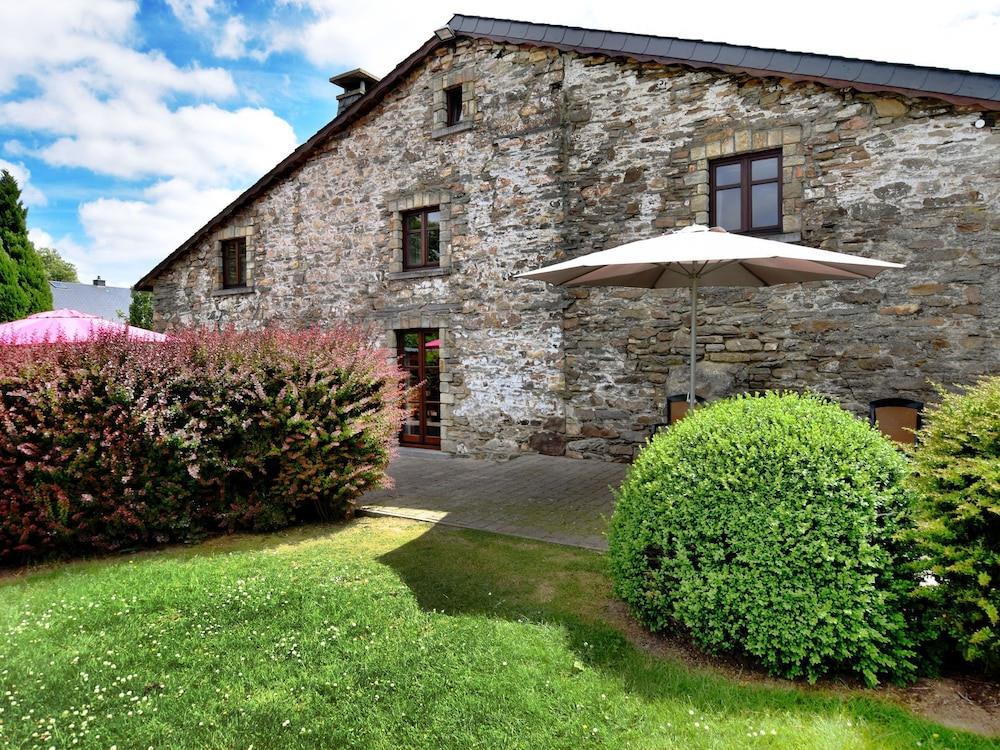 Charming Link-Detached Gîte On A Converted Farm With Spacious Private Terrace