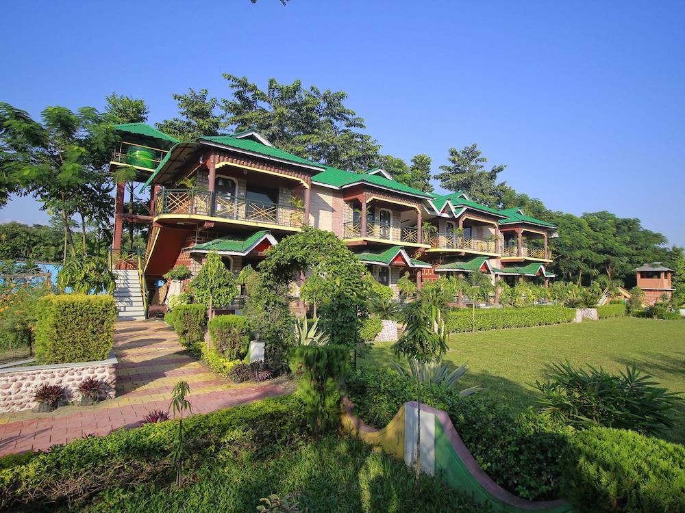 OYO 23390 Ruposhi Bangla Eco Resort