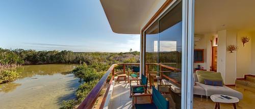 Blue Heron Galapagos Villa