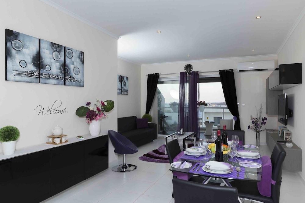 Luxury 2 Bed Apartment