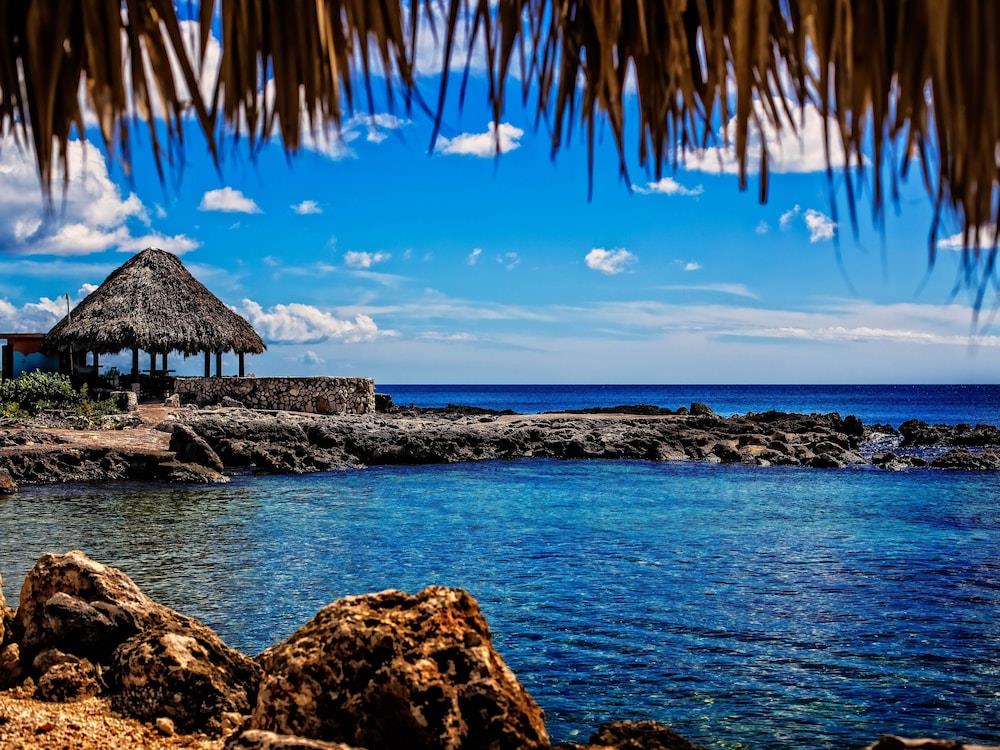 Coral Cove Resort & Spa