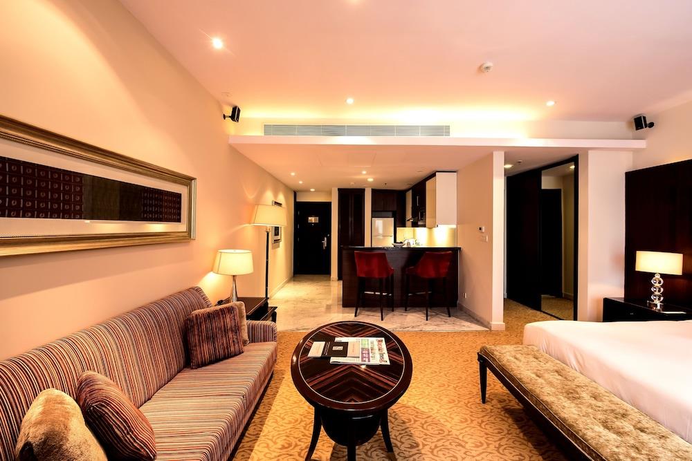 Oakwood Premier Prestige - Ub City