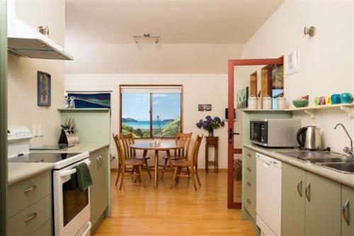 Abel Tasman Ocean View Chalets Marahau