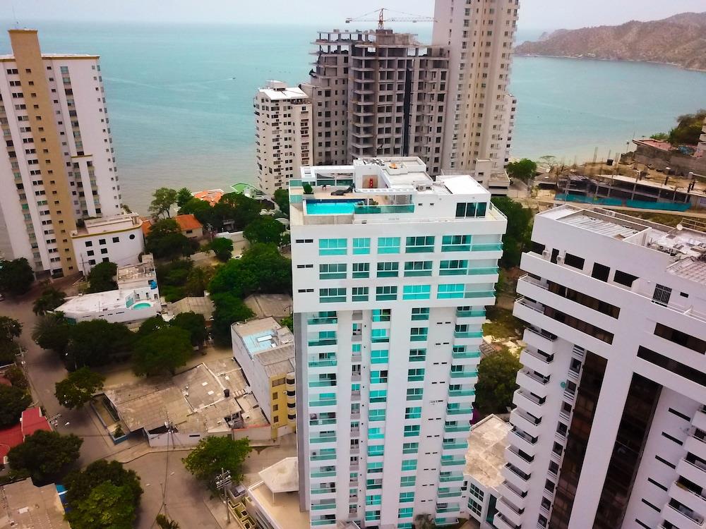 Apartamento Con Piscina Infinita