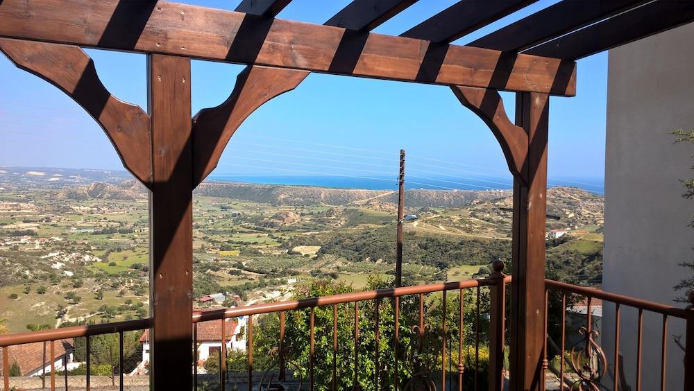 Patriko Village Home