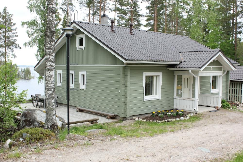 Janisvaara Lake Cottages