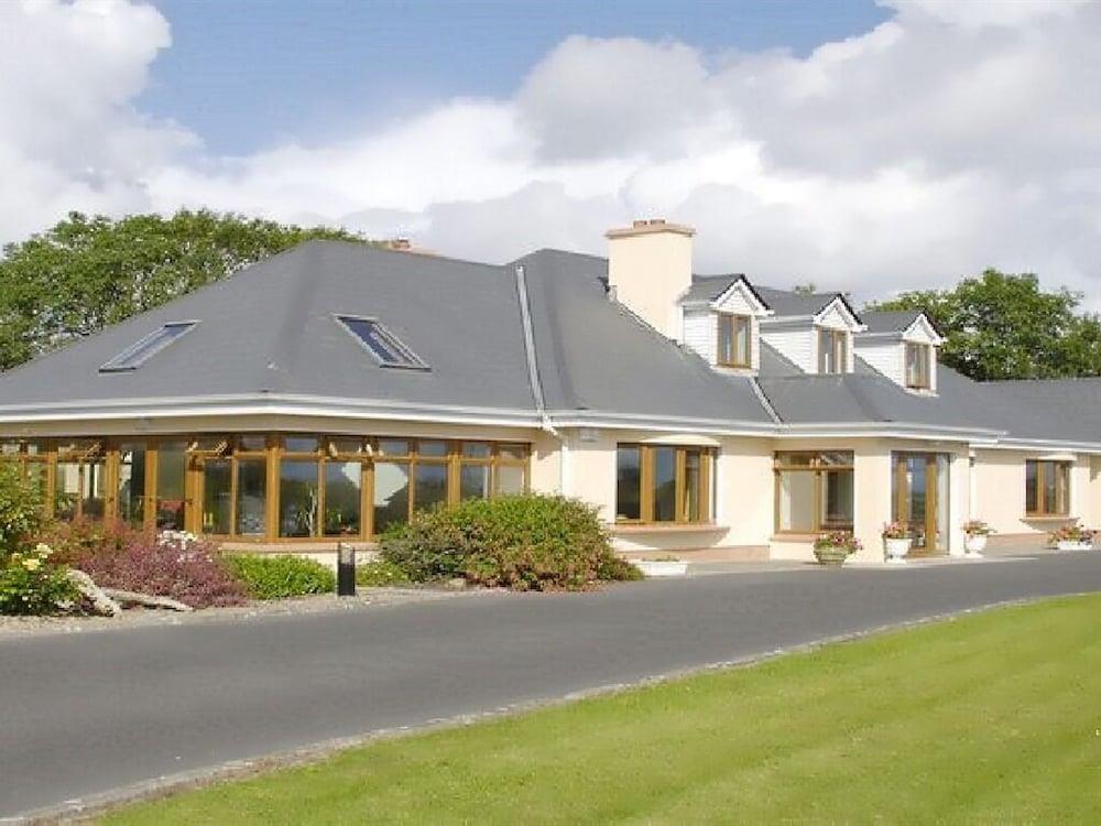 Atlantic And Riverside