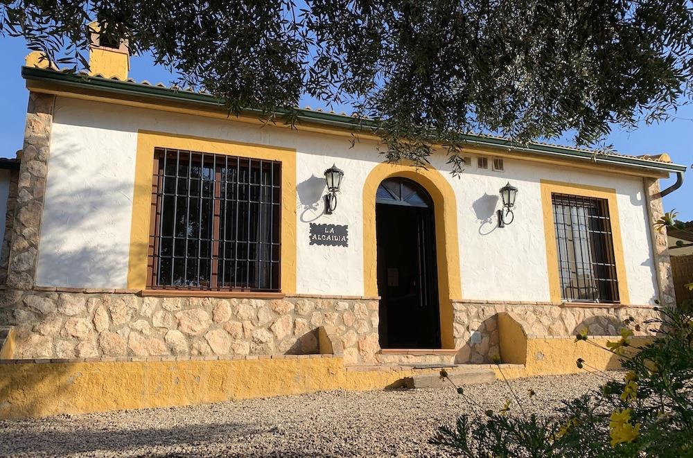 House With 3 Bedrooms In Hornachuelos, With Wonderful Mountain View, Shared Pool, Enclosed Garden